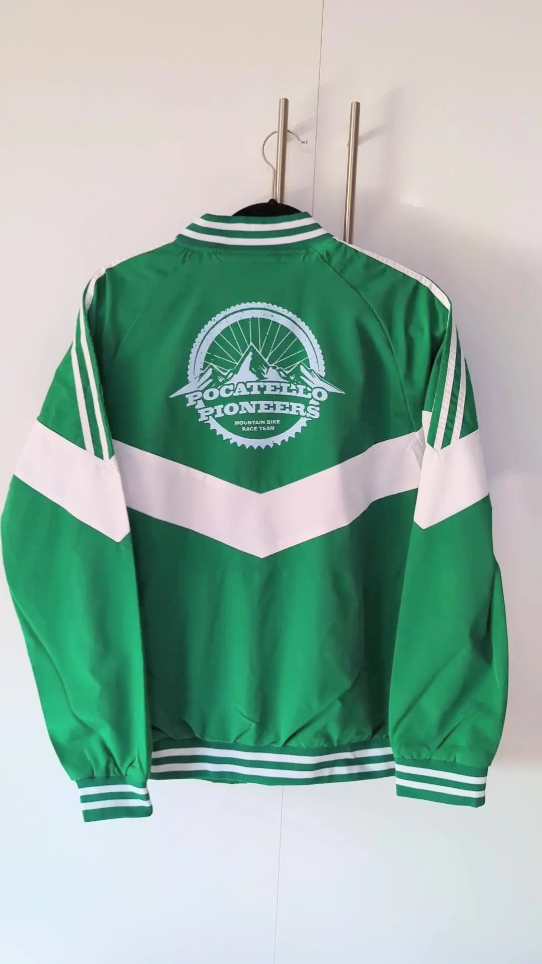 Retro Pioneer Wind Breaker
