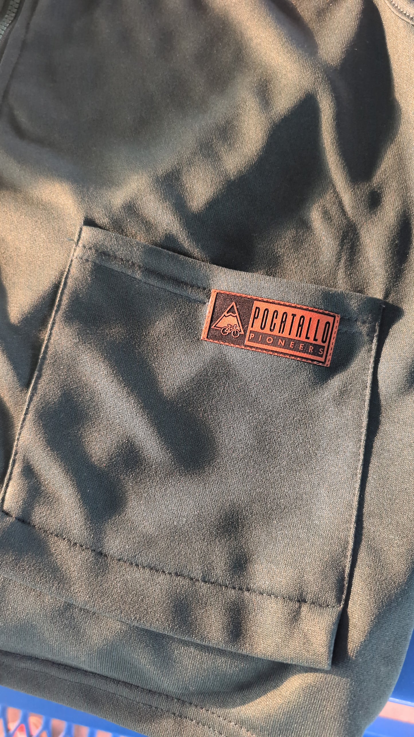 PIONEER VEST
