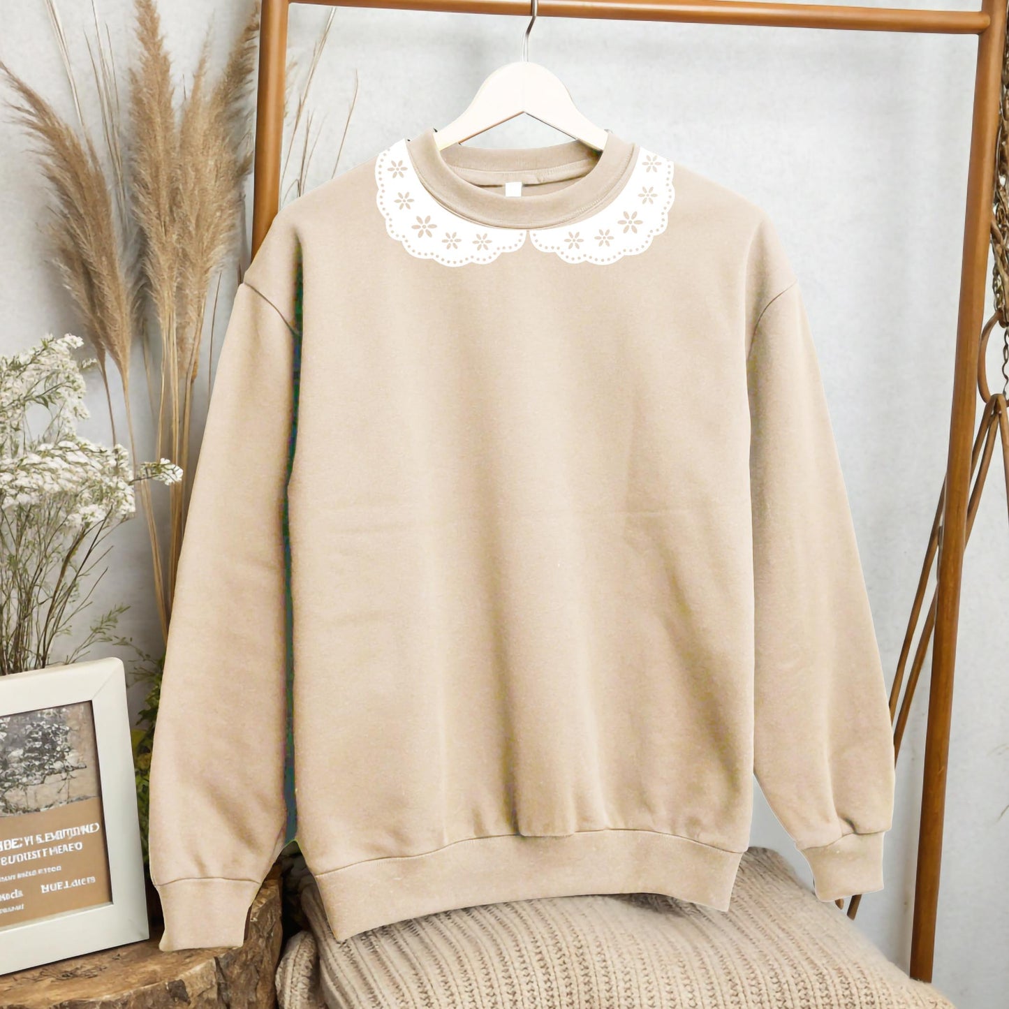 Tan Collar Christmas Crew